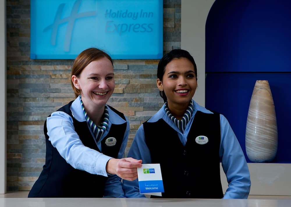 Holiday Inn Express Dubai Airport, un hotel IHG — 4