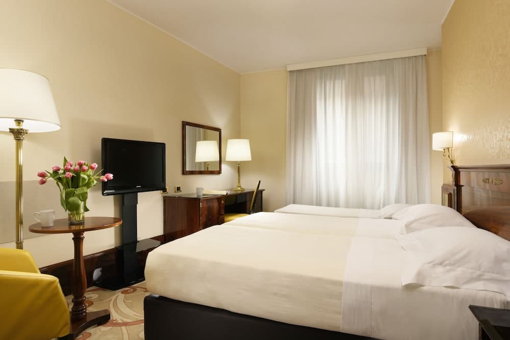 UNA Hotels Scandinavia Milano — 1
