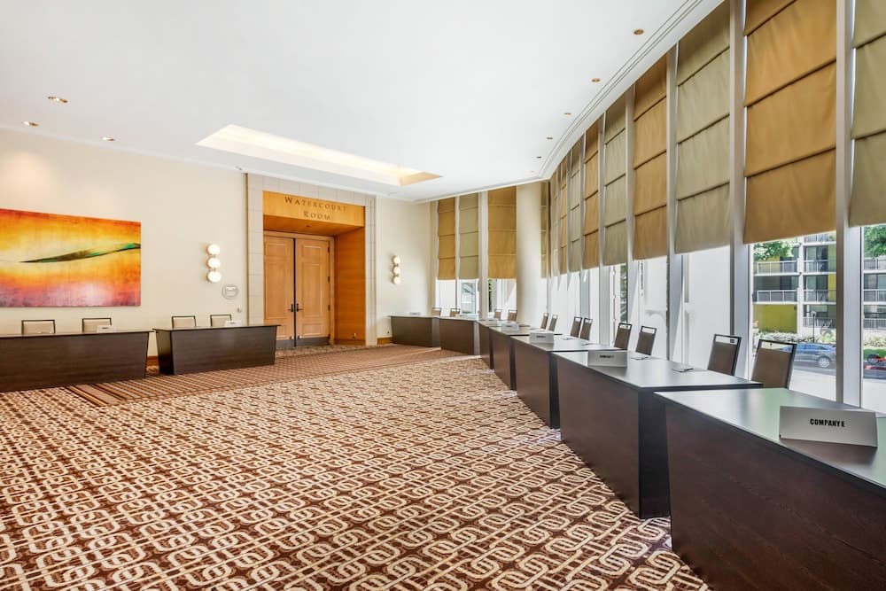 Omni Los Angeles Hotel en California Plaza — 6