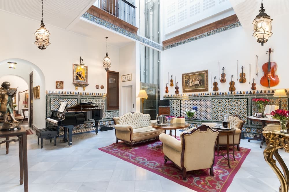 Hotel Amadeus Sevilla — 2