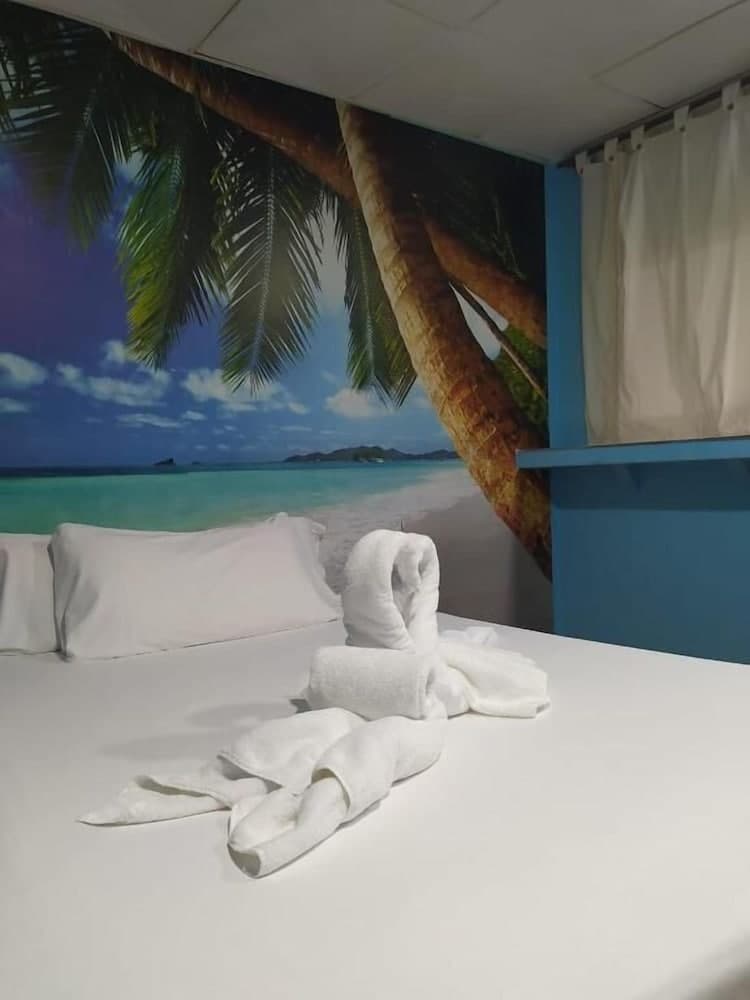 Hostal Avenida Andalucía — 14