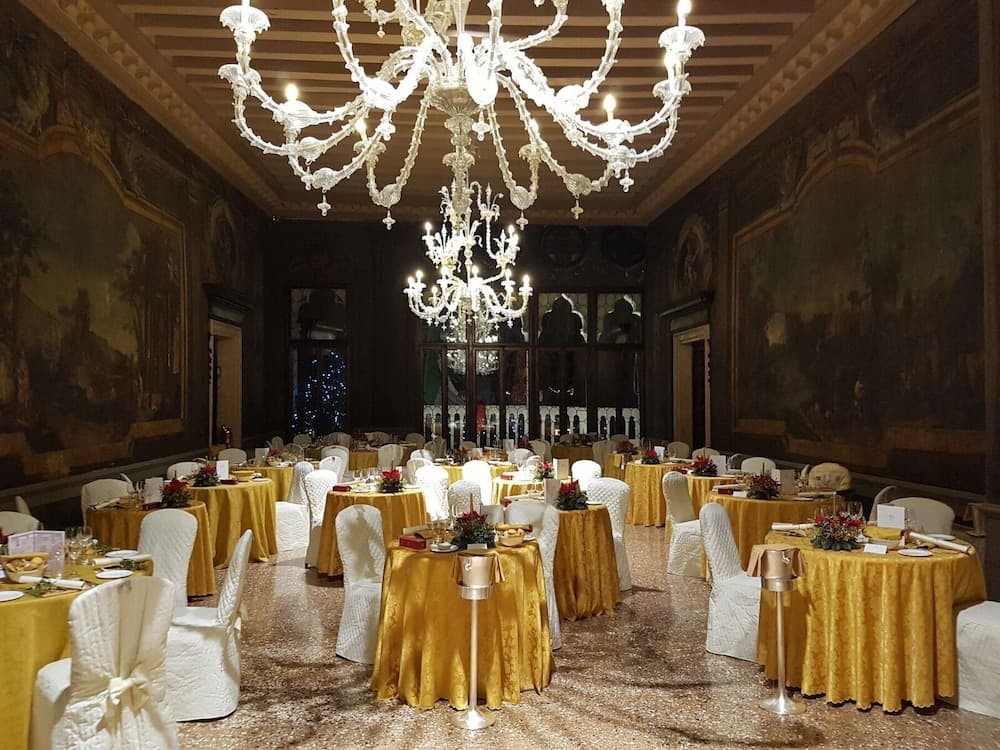 Ca' Sagredo — 18