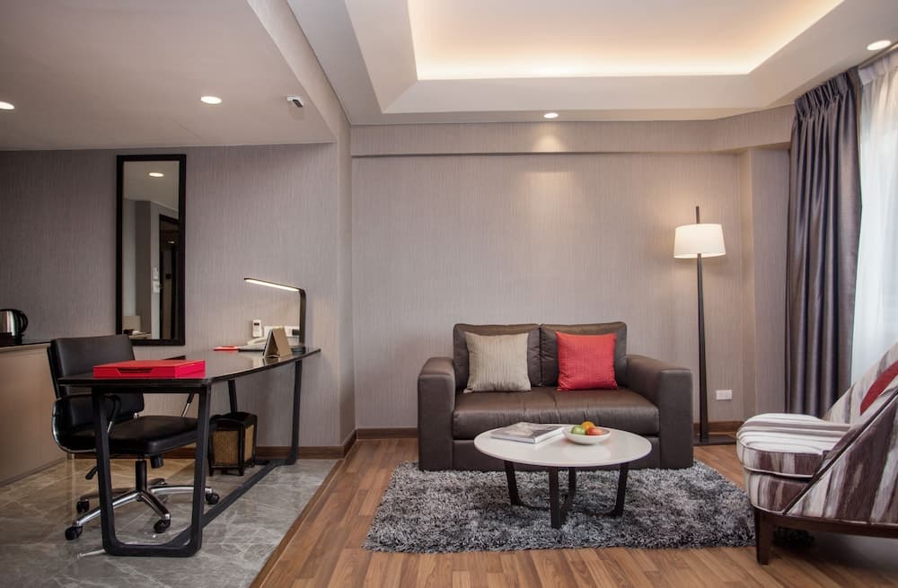 Ramada Plaza by Wyndham Bangkok Menam Fiume — 24