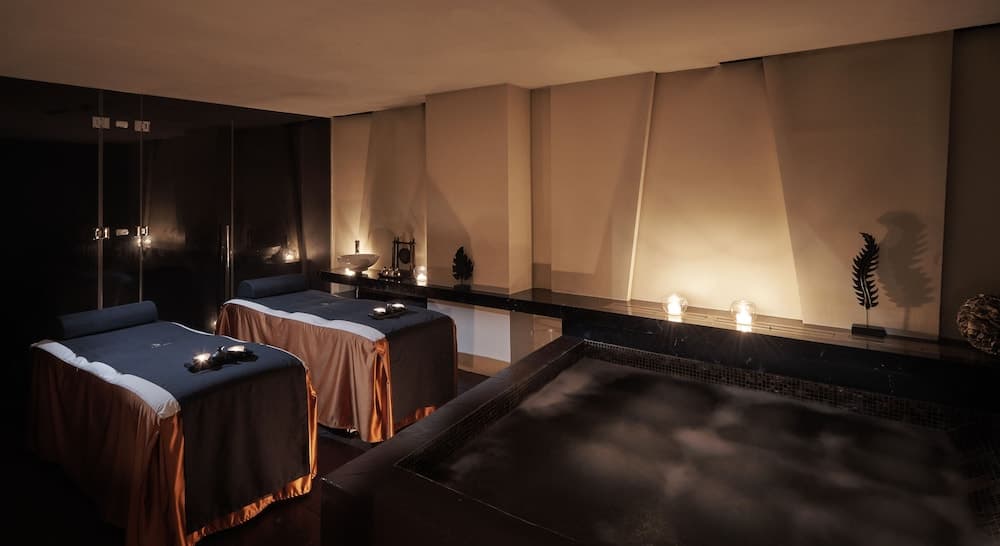 The Canvas Dubai - MGallery Hotel Collection — 13