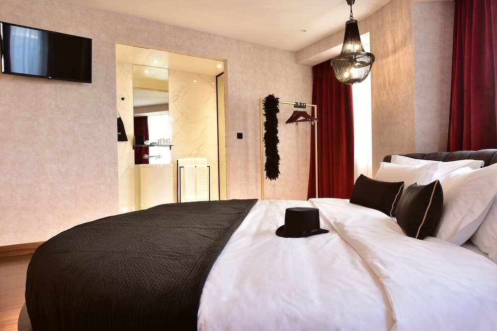 Maxime Hotel — 14