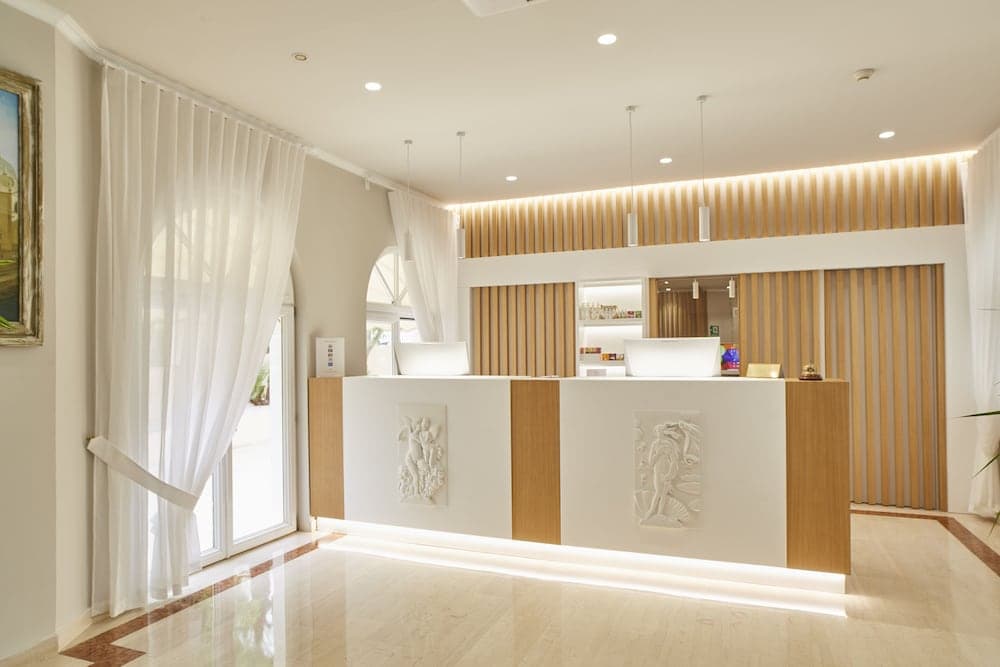 Gran Hotel Palladium — 3