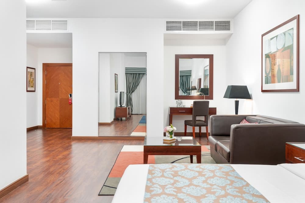 Hotel y Residencias Golden Sands — 17