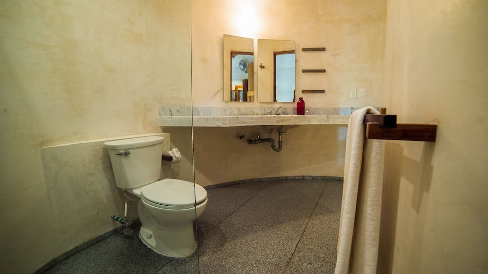 HOTEL POCNA — 5