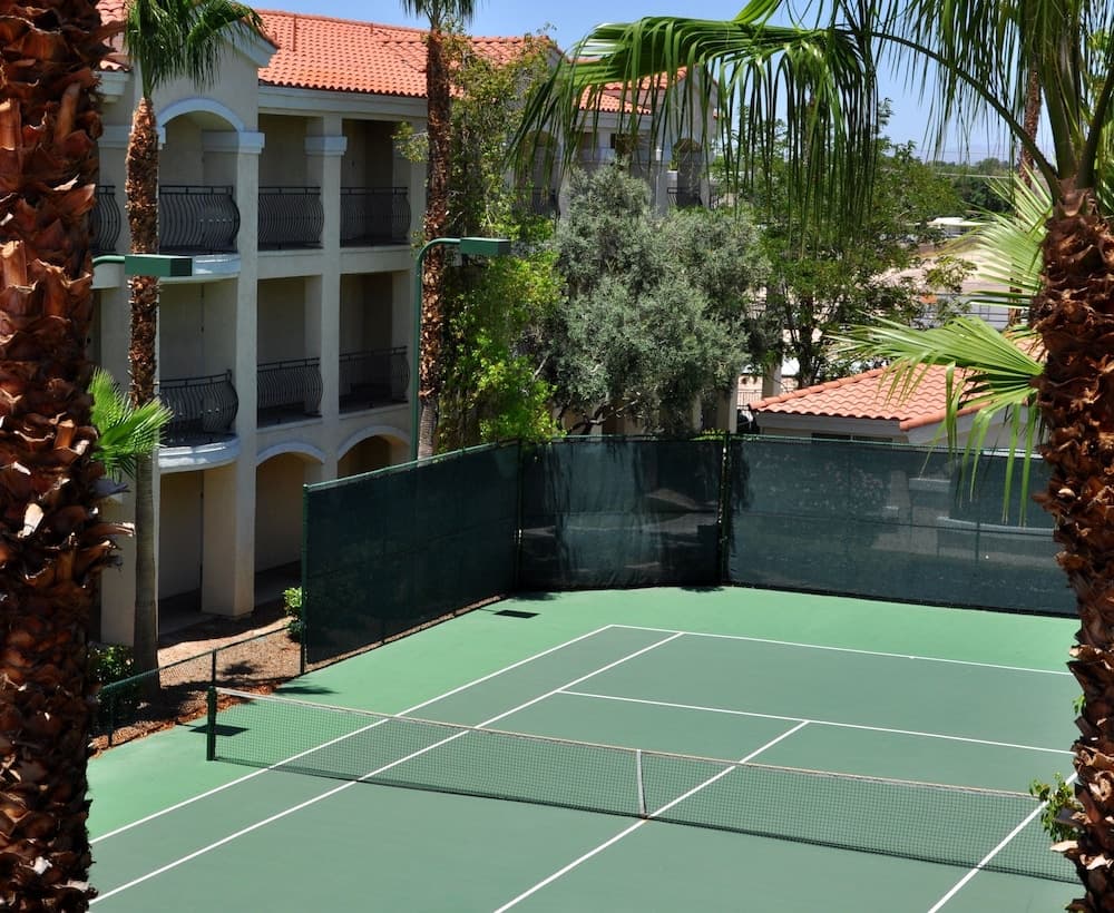 Club De Soleil All-Suite Resort — 16