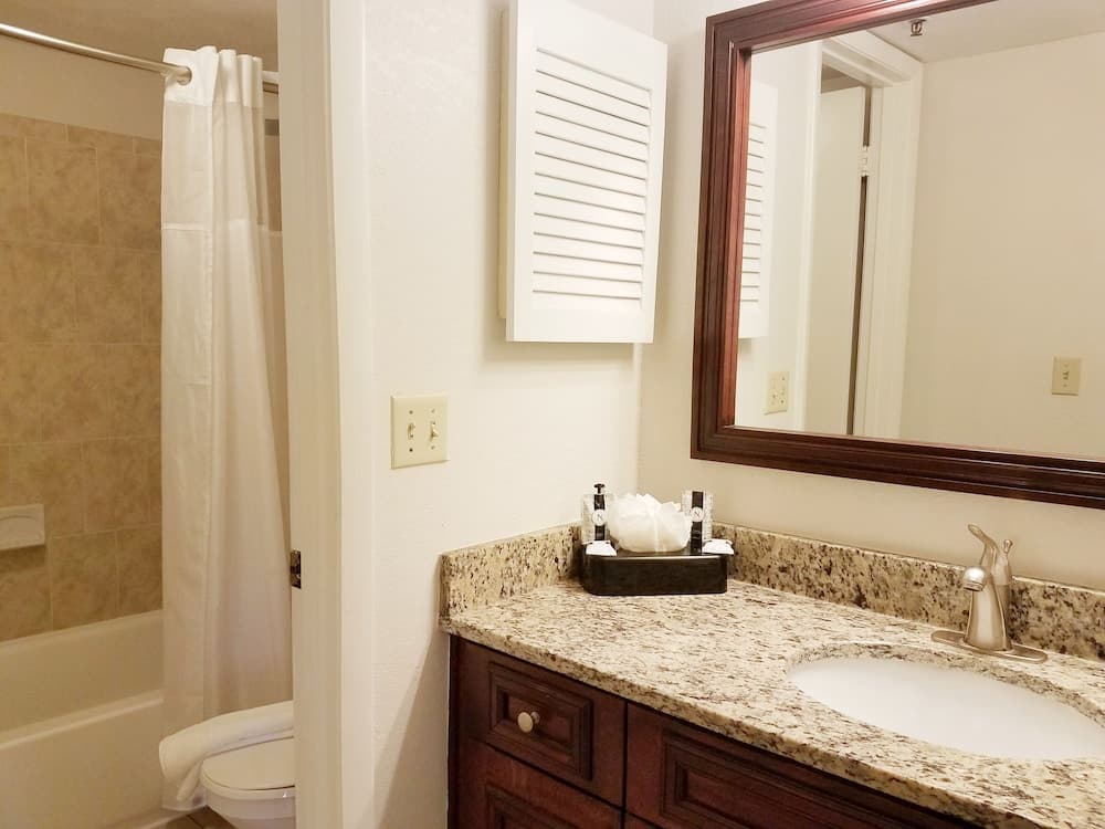 Parc Corniche Condominium Suite Hotel — 27