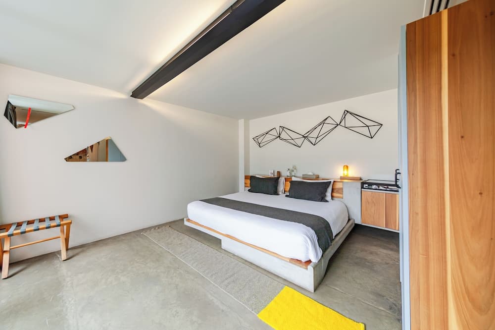Hotel Carlota — 1