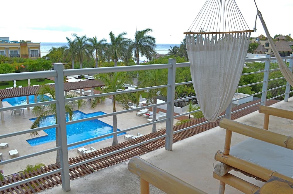 Luxury Condos at Magia — 12