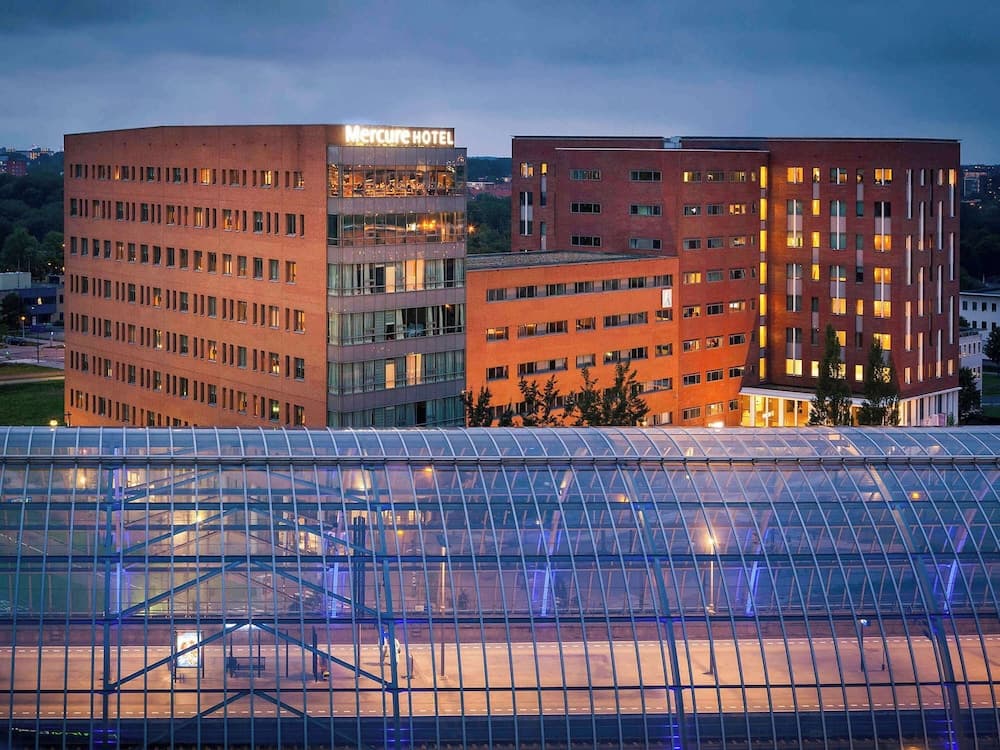 Mercure Hotel Amsterdam Sloterdijk Station — 1