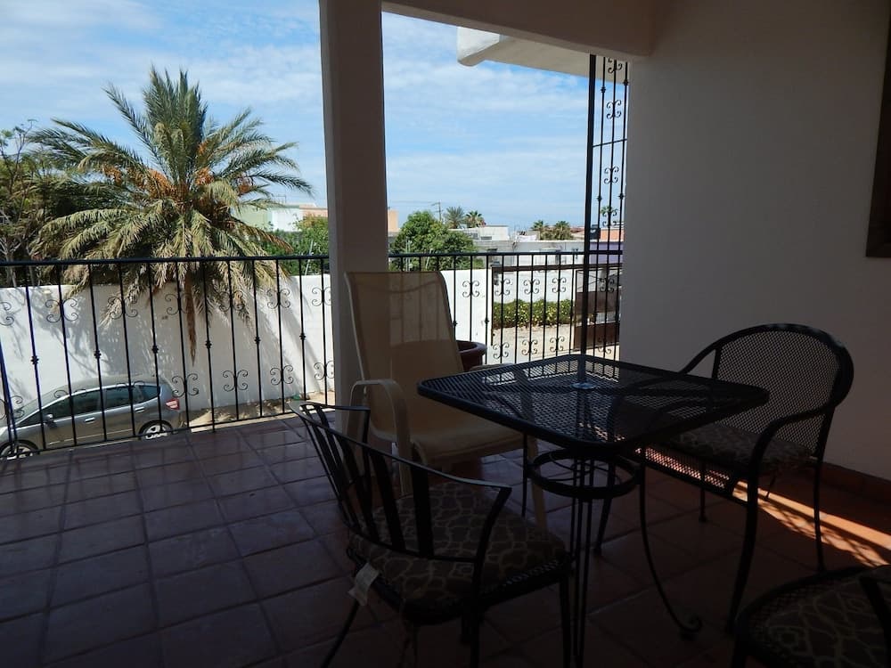 Cabo Cush Hotel — 14