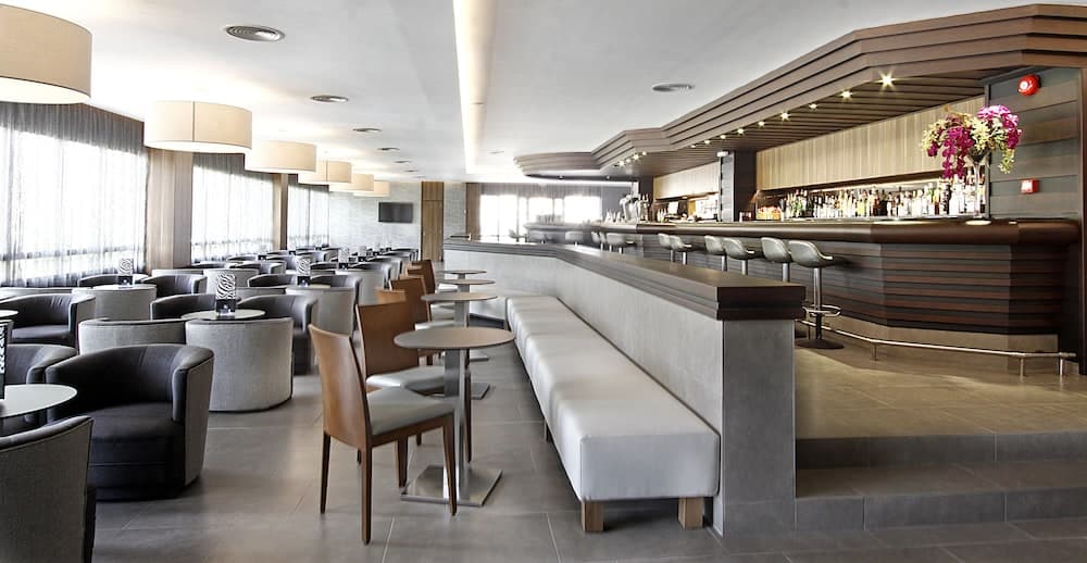 BG Hotel Caballero — 30