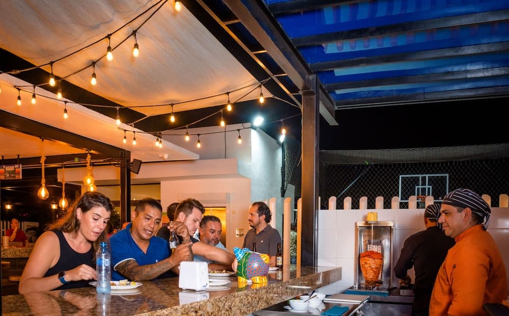 Nomads Party Hotel & Hostel — 11