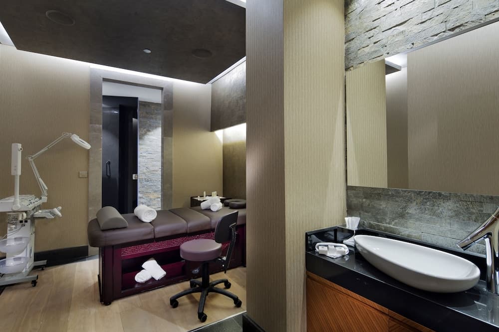 DoubleTree by Hilton Hotel Estambul - Piyalepasa — 9