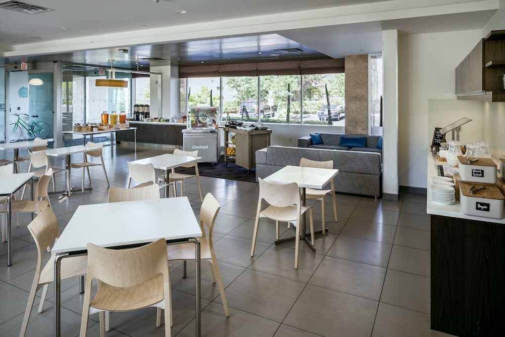 Element Las Vegas Summerlin — 10