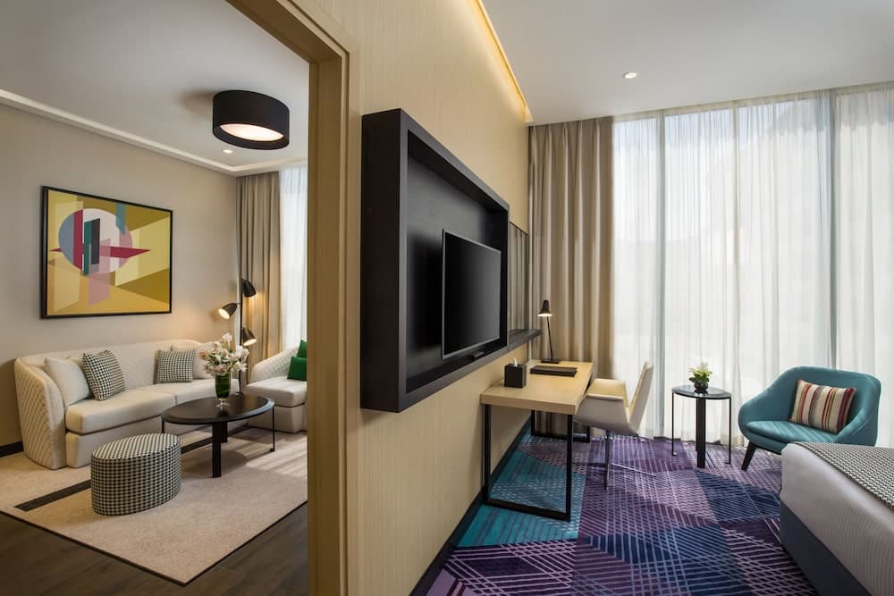 Mileno AL Barsha — 19