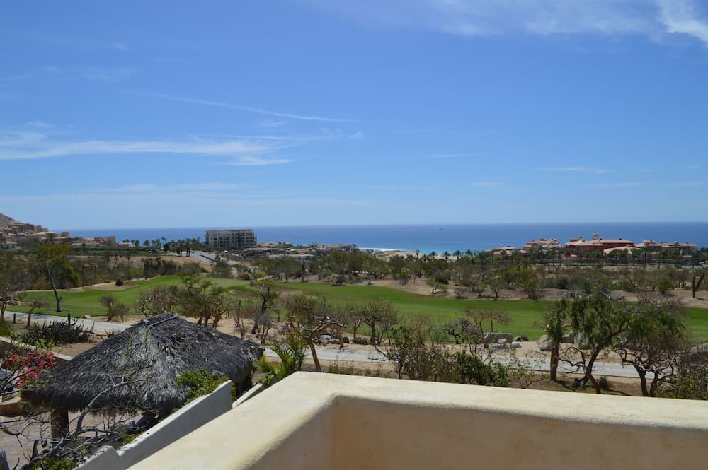 Cabo Vista — 12