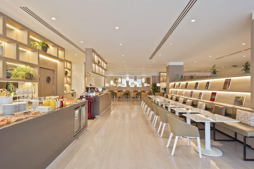 The Level en Melia Sevilla — 28