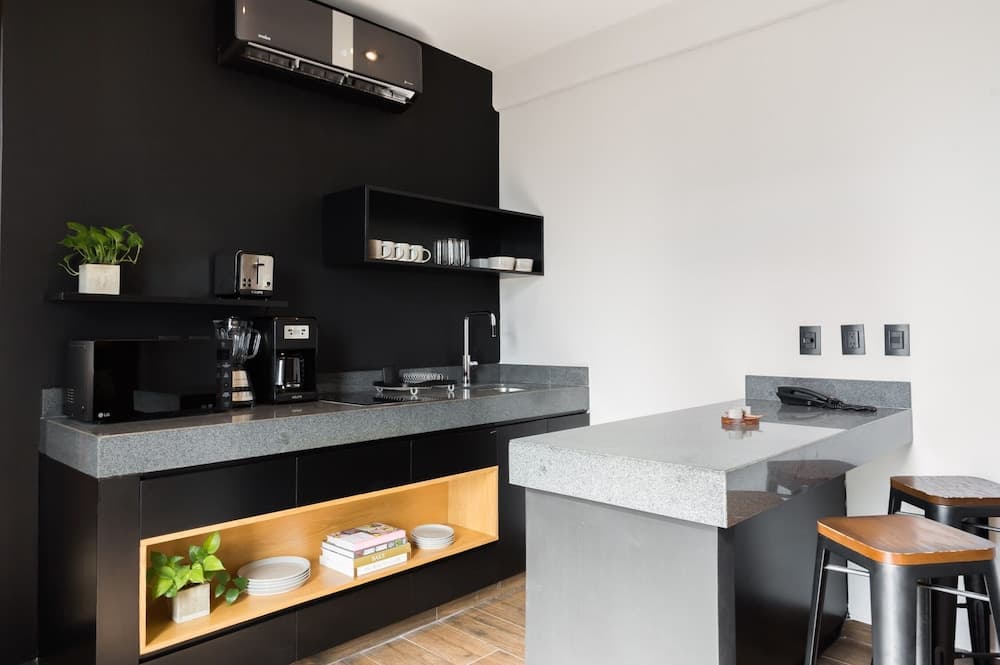 Leaf Boutique Condos — 20
