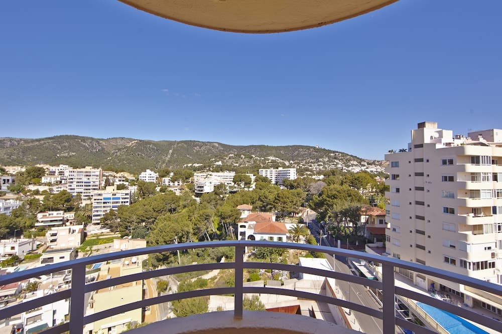 MLL Blue Bay Hotel — 8