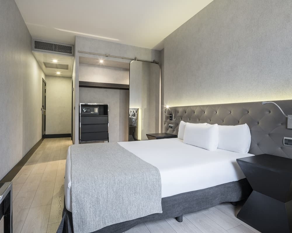 Hotel ILUNION Bel Art — 16
