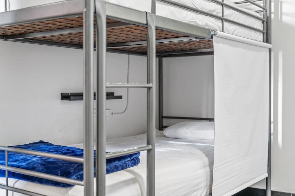 Samesun Hollywood - Hostel — 11