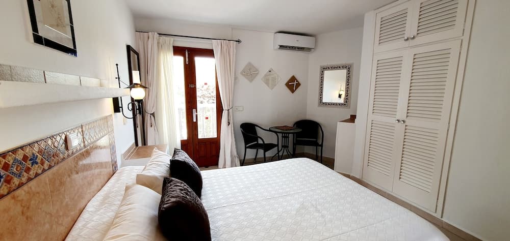 Granada Apartments Ibiza — 18