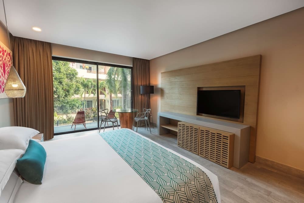 The Yucatan Playa del Carmen, Tapestry Collection by Hilton — 8