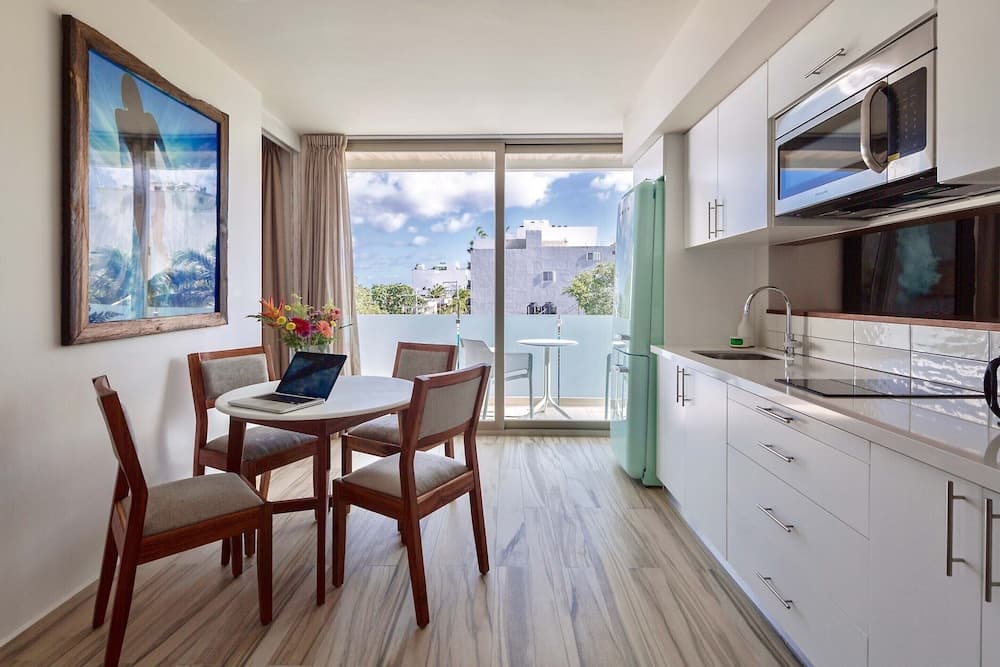 Newport House Playa Hotel Boutique — 22
