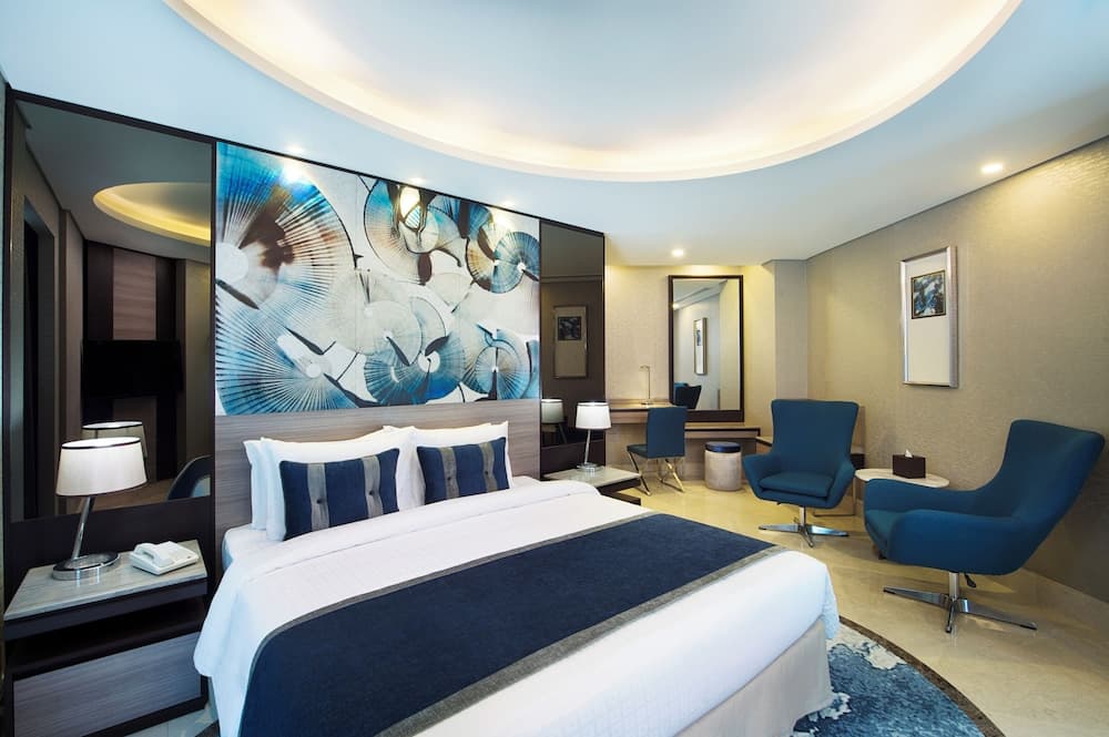 Grand Mercure Business Bay — 28
