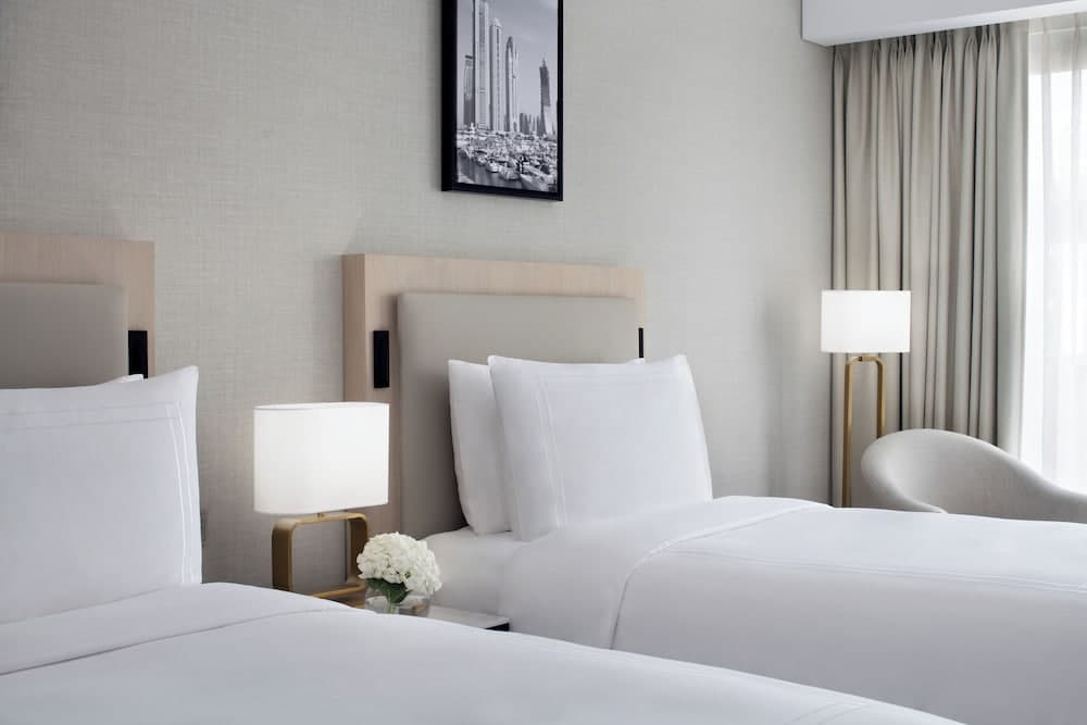 JW Marriott Hotel Marina — 11