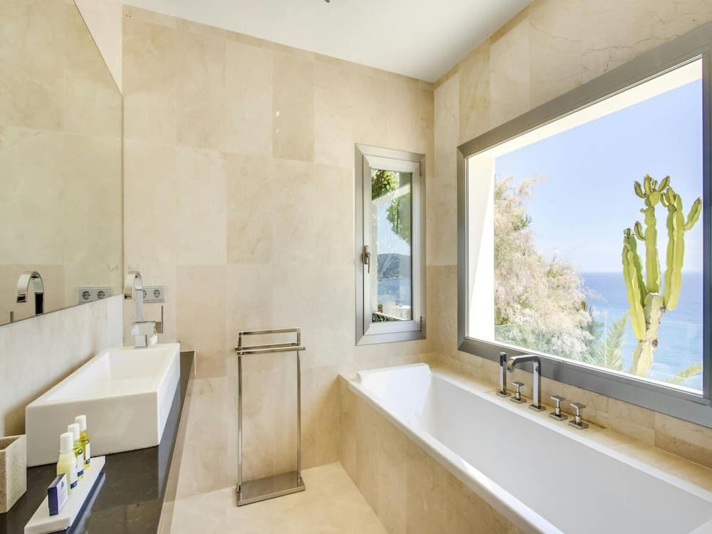 Bella Villa Con Attività Ricreative — 12