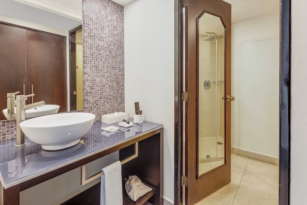 Fiesta Inn Flughafen Ciudad de Mexico — 9