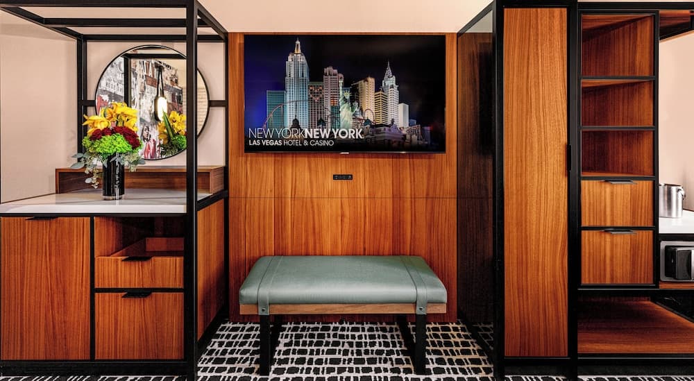 New York-New York Hotel & Kasino — 27