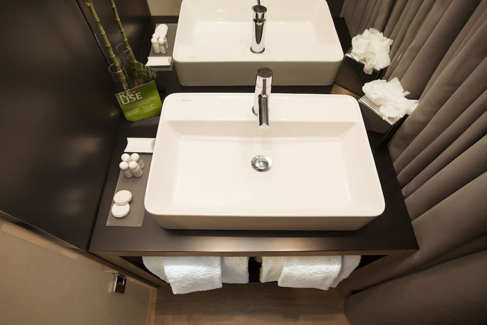 Hotel Star Inn Lisbon Aeroporto — 22