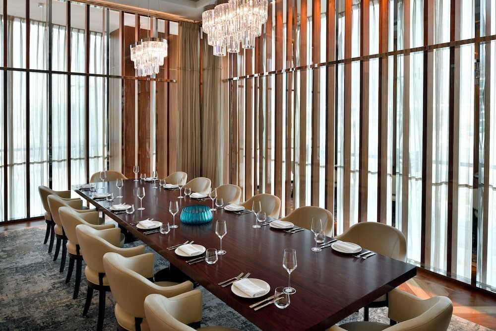 Grand Plaza Mövenpick Media City — 30