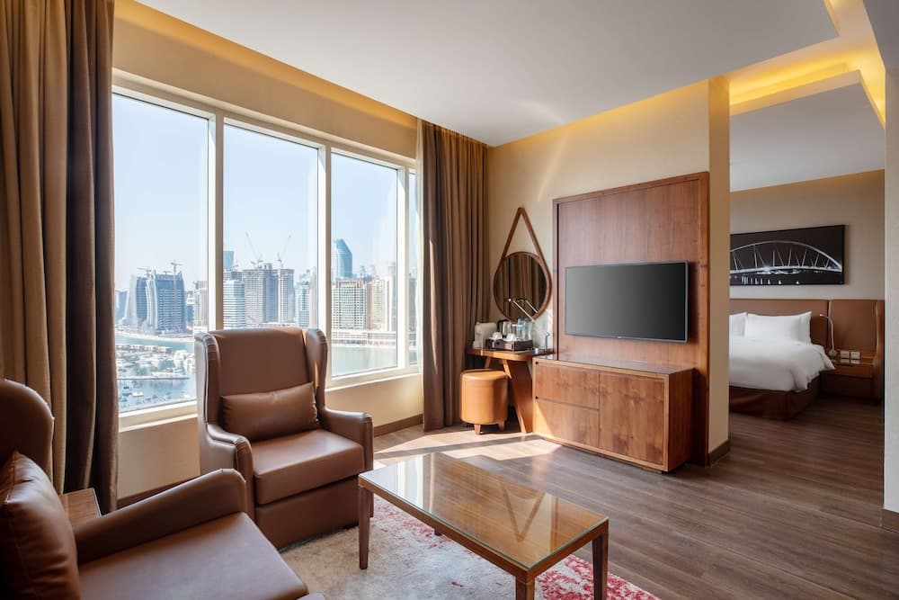 Radisson Blu Hotel, Dubai Canal View — 22