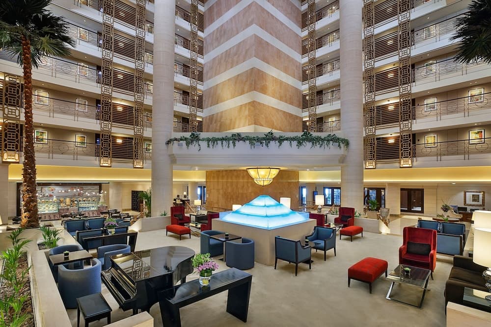 Sheraton Dubai Creek Hotel & Towers — 3
