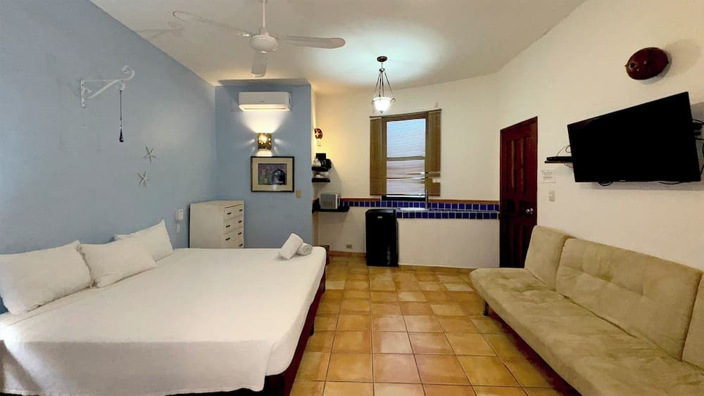 Siesta Fiesta Hotel — 13