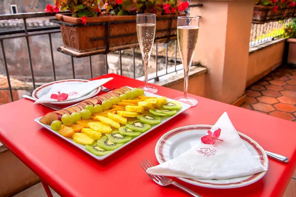 Albergo Del Senato — 19