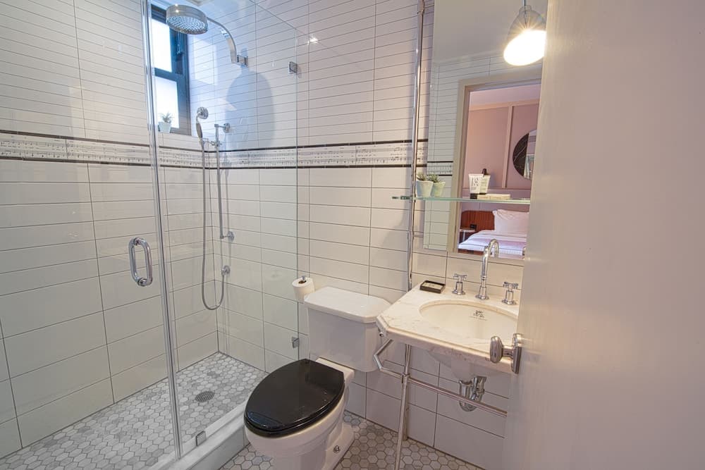 The Evelyn Hotel — 18
