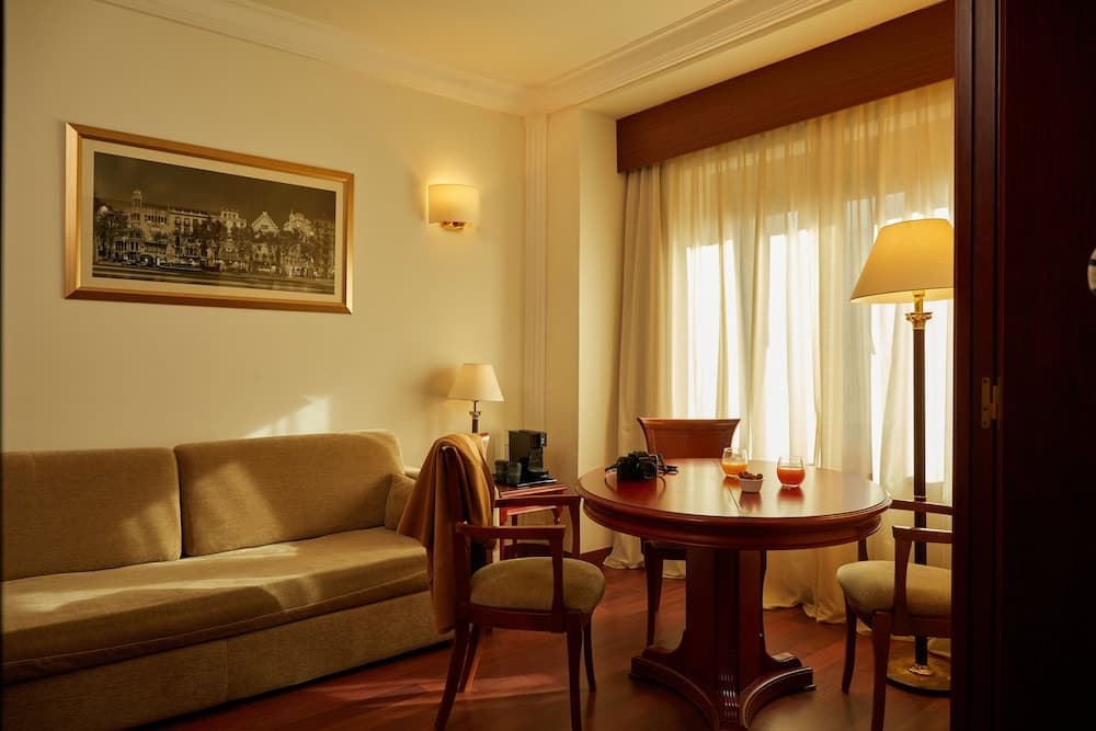 El Avenida Palace Hotel — 24