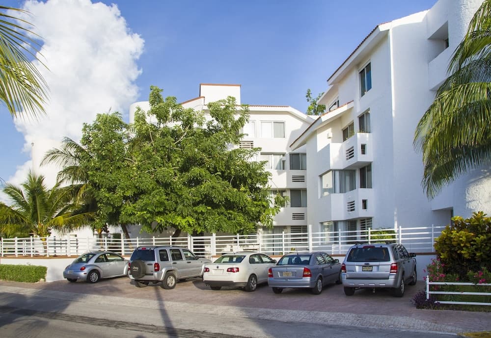 Las Gaviotas Hotel & Suites — 24