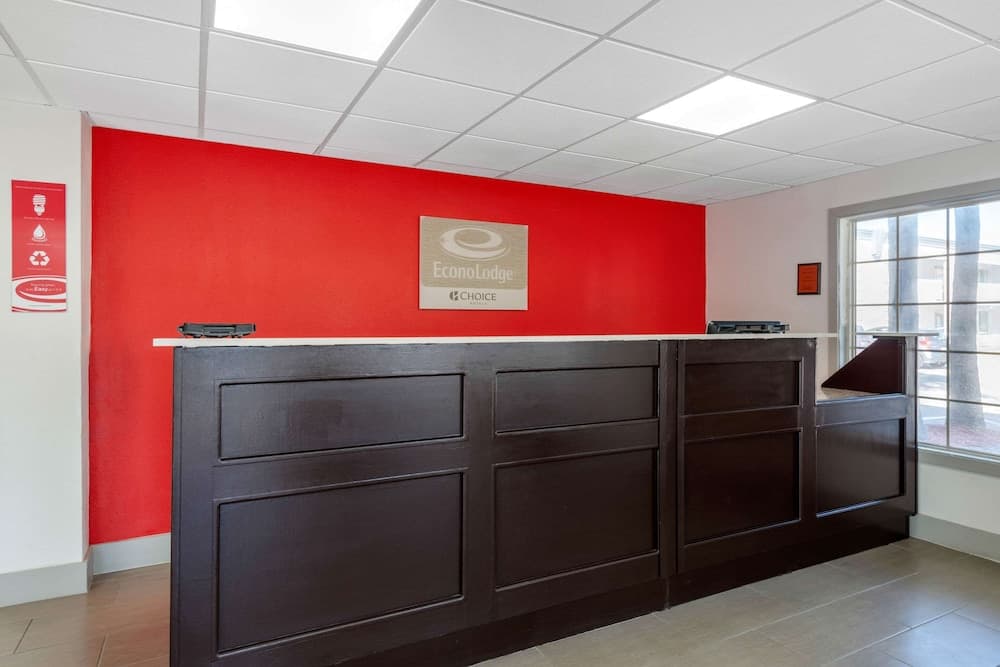 Econo Lodge Flughafen am RJ-Stadion — 2