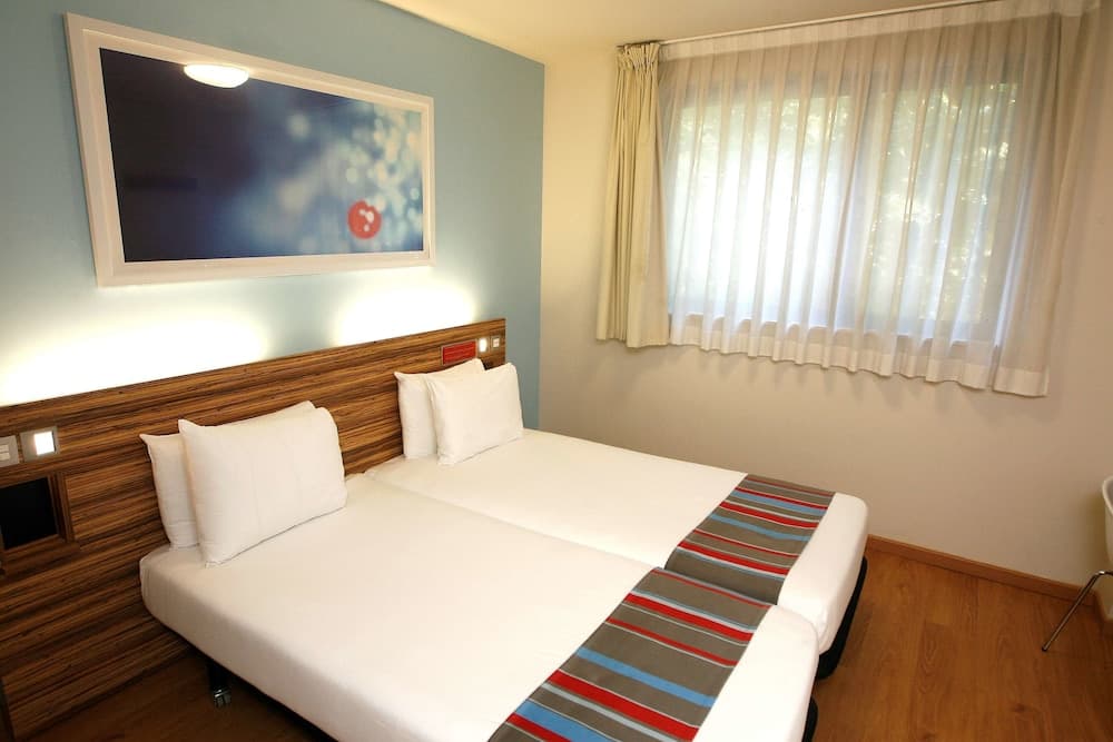 Travelodge Barcelona Poblenou — 17