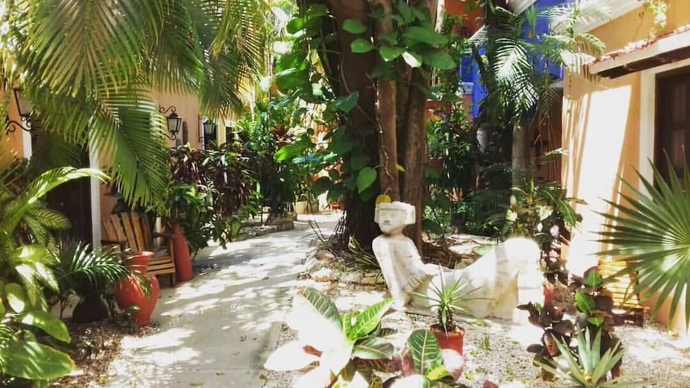 Hotel Casa De Las Flores — 18