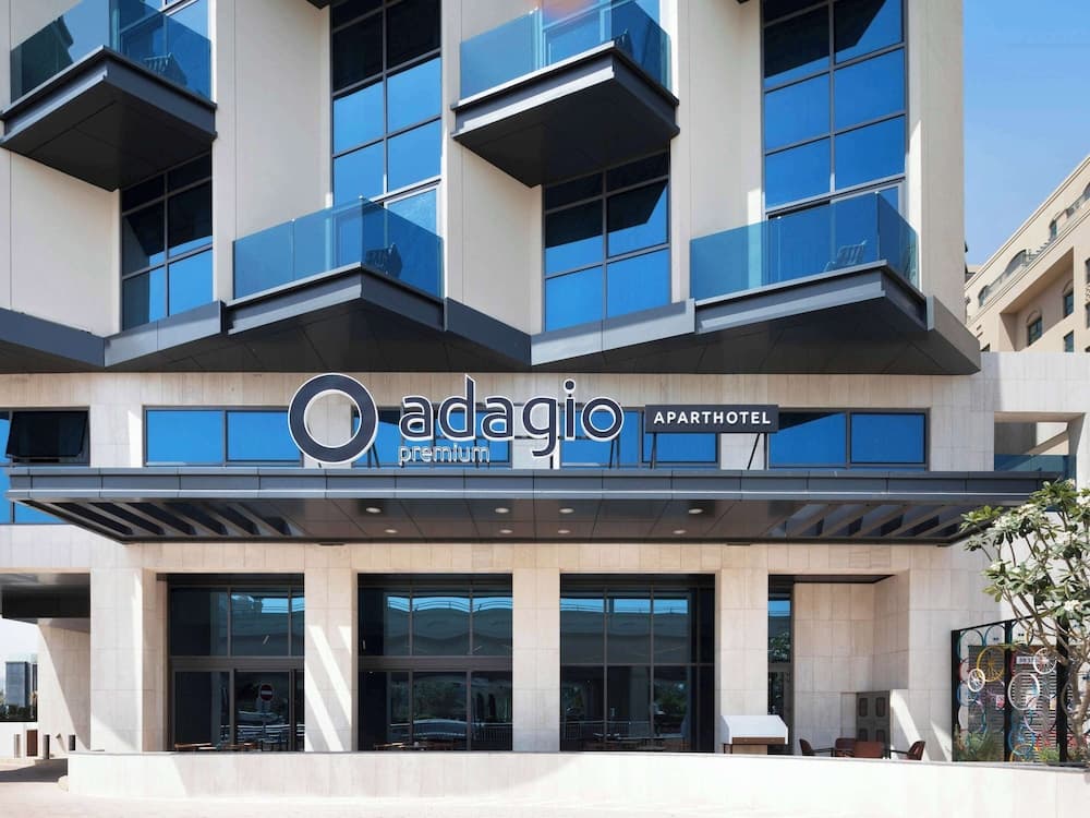 Adagio Premium The Palm — 16